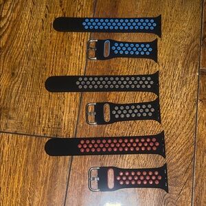 3 Apple Watches Bands